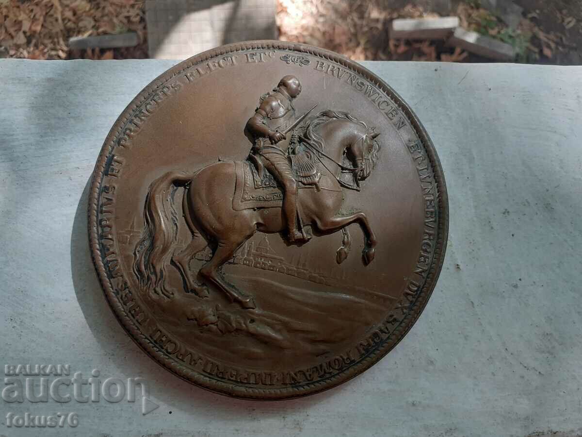 Παλιά μεγάλη αγγλική πλάκα με τιμή 69.00 BGN | € 35.28