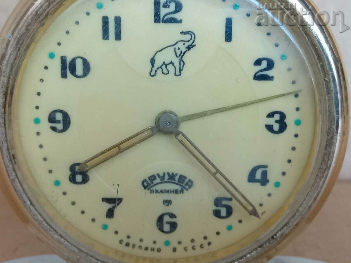 часовник със слон Дружба слонче слава работещ с цена 31.00 лв. | € 15.85 часовник със слон Дружба слонче слава работещ с цена 31.00 лв. | € 15.85