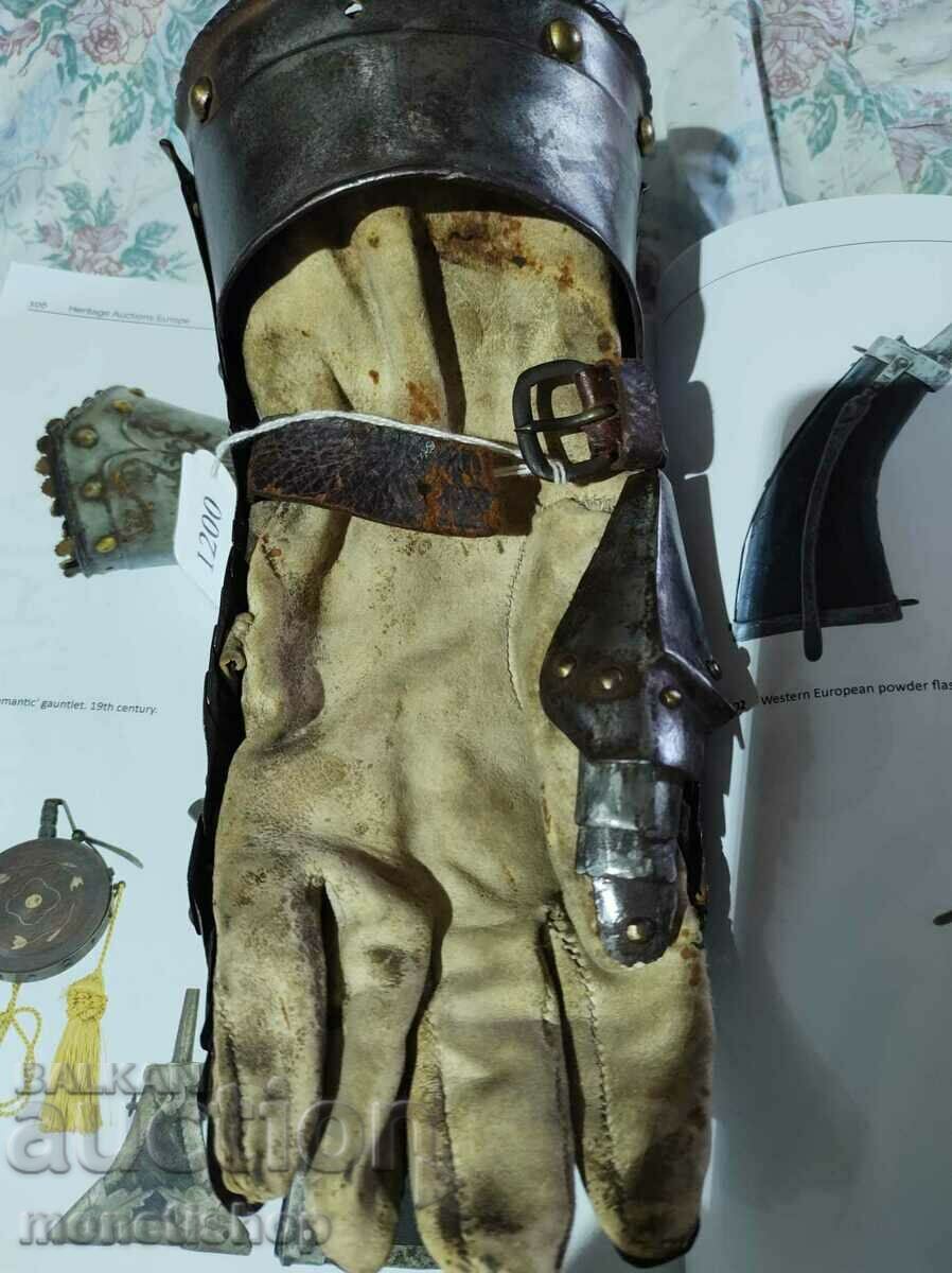 Auction Knight's Ancient Templar Artifact Auction Knight's Ancient Templar Artifact