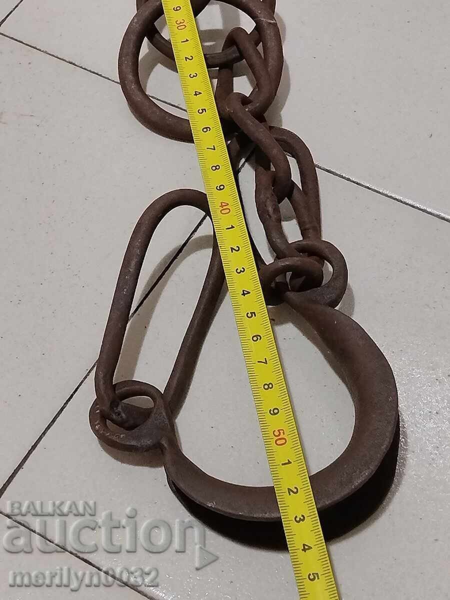 Pair of buckles, shackles, chain, wrought iron - 6 Pair of buckles, shackles, chain, wrought iron - 6