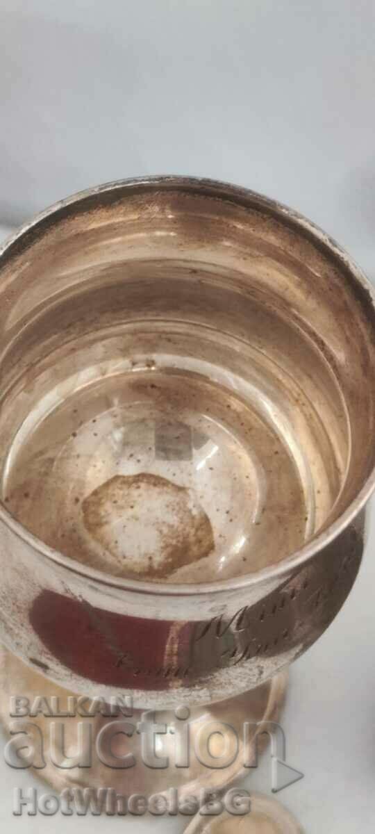 Delivery of Old silver plated metal cup - no markings Delivery of Old silver plated metal cup - no markings