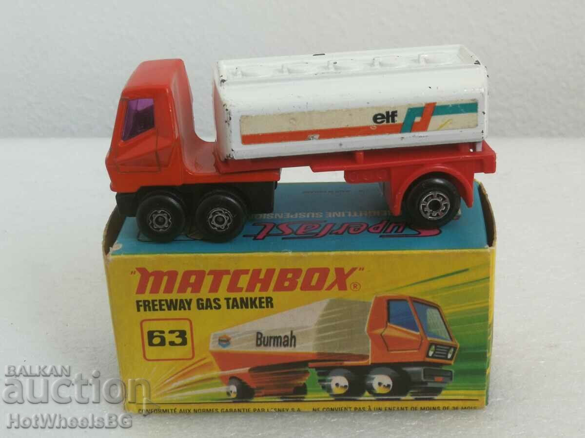 MATCHBOX LESNEY -No 63B Freeway Gas Tanker 1973 с цена 34.99 лв. | € 17.89 MATCHBOX LESNEY -No 63B Freeway Gas Tanker 1973 с цена 34.99 лв. | € 17.89