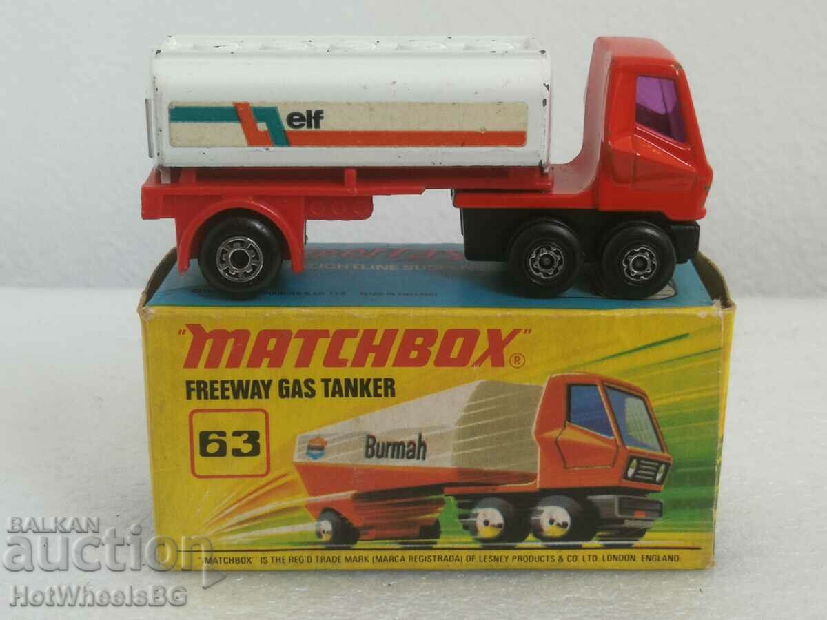 MACHBOX LESNEY -No 63B Freeway Gas Tanker 1973