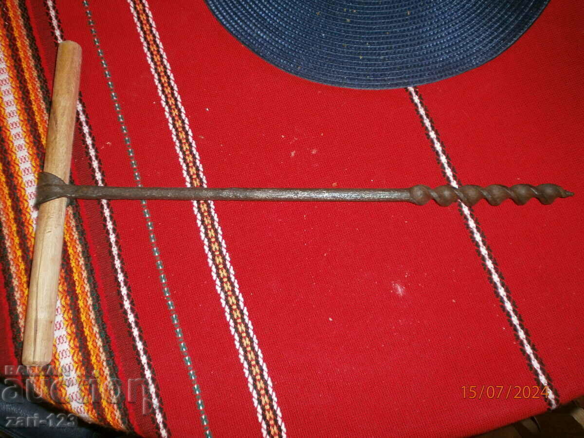 An old carpenter's drill An old carpenter's drill