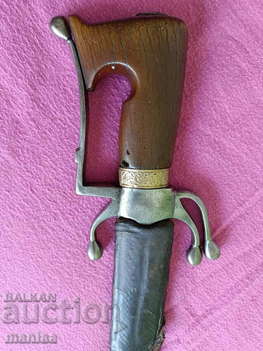 Moroccan nimcha 18th century with price 1399.00 BGN | € 715.30 Moroccan nimcha 18th century with price 1399.00 BGN | € 715.30