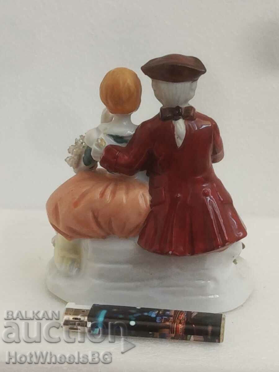 Доставка на Порцеланова фигурка Доставка на Порцеланова фигурка