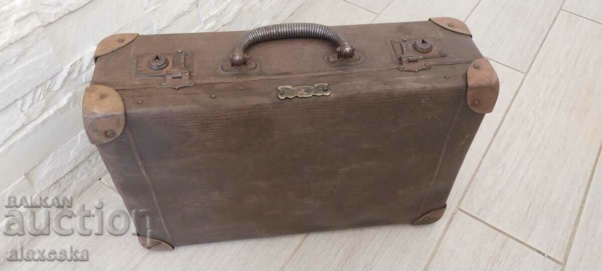 Old suitcase - "Elephant"