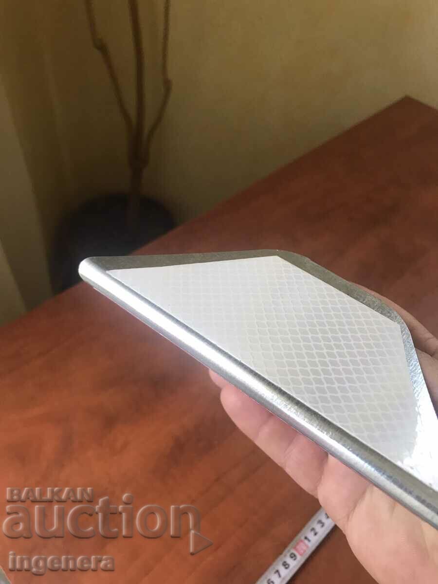 REFLECTOR REFLECTORS WHITE AND RED NEW - 6