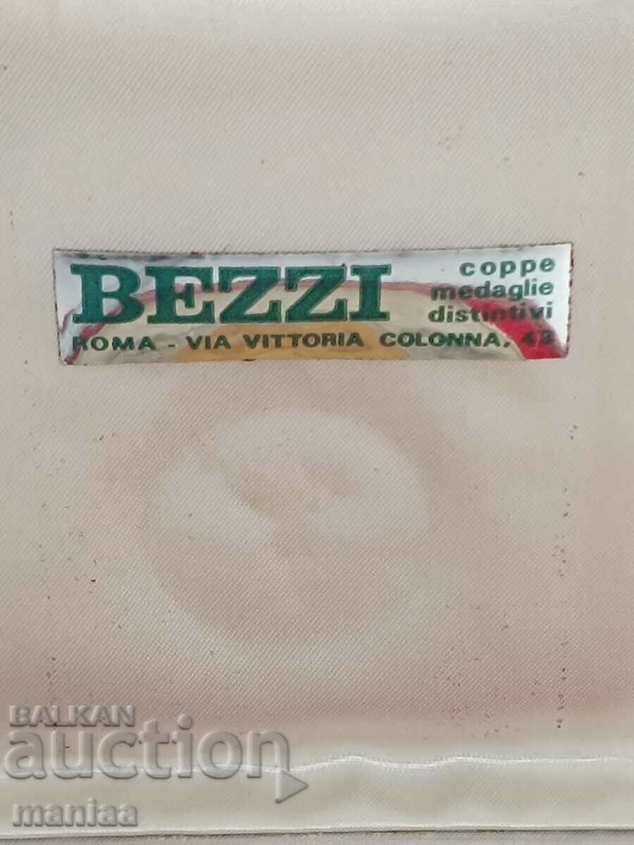 Delivery of Vincenzo D'Amico Football Plaque 1972 Delivery of Vincenzo D'Amico Football Plaque 1972