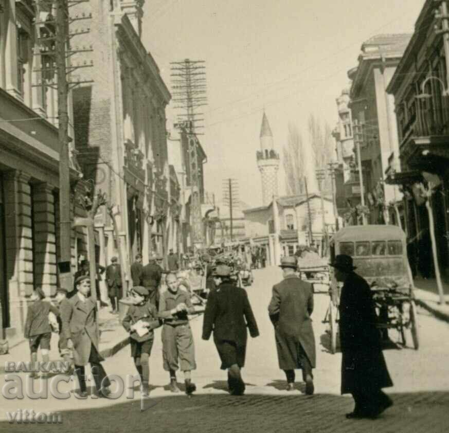 Plovdiv, οδός Otets Paisiy, γύρω στο 1940, πρωτότυπη φωτογραφία με τιμή 40.00 BGN | € 20.45 Plovdiv, οδός Otets Paisiy, γύρω στο 1940, πρωτότυπη φωτογραφία με τιμή 40.00 BGN | € 20.45