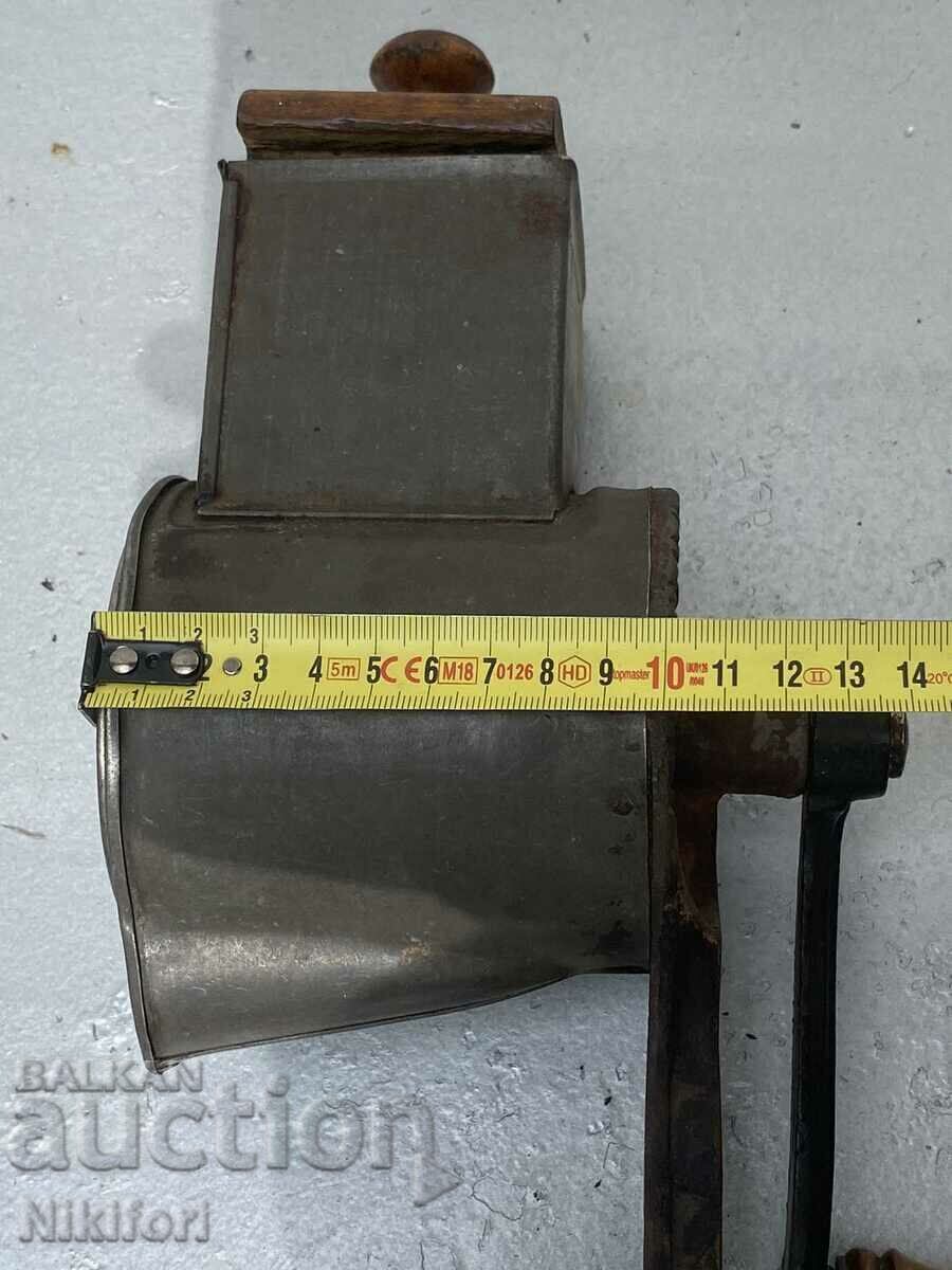 Παλιός μύλος για ξηρούς καρπούς και ξηρούς καρπούς - 7 Παλιός μύλος για ξηρούς καρπούς και ξηρούς καρπούς - 7