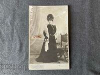 Стара снимка картон Ив. Карастоянов 1900 дама с шапка