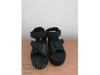 New MADIGAN platform sandals, size 35