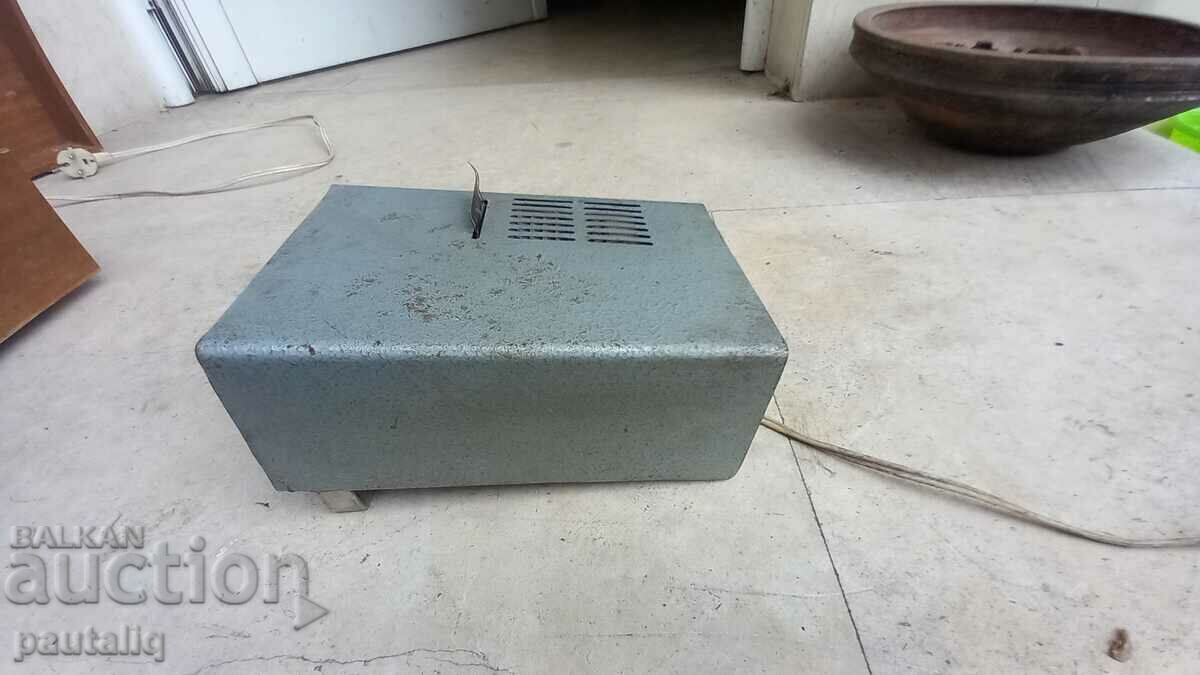 PROJECTOR with price 5.00 BGN | € 2.56 PROJECTOR with price 5.00 BGN | € 2.56