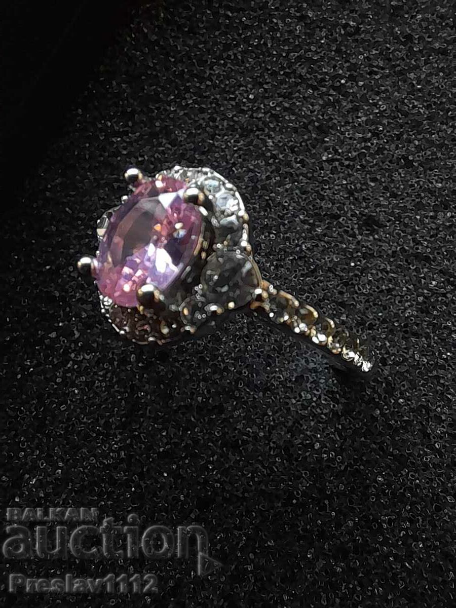 Silver ring with Pink Sapphire 2.54ct
