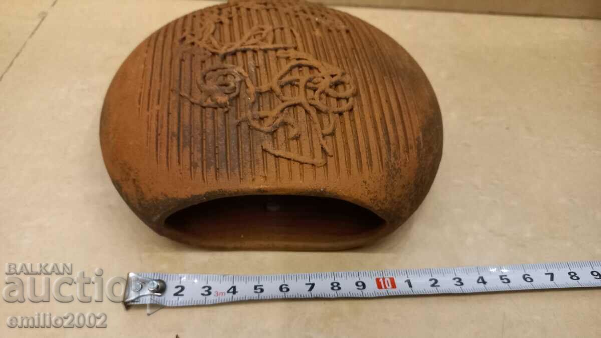 Auction Ceramic wall vase retro social Auction Ceramic wall vase retro social