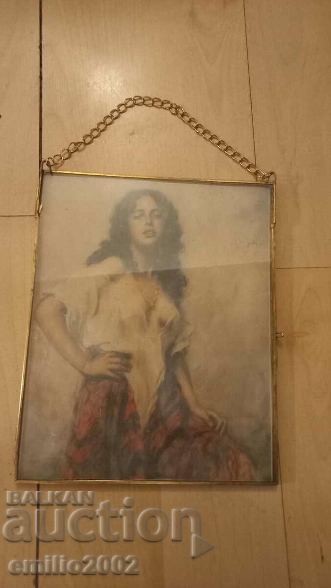 Pictures in a brass opening frame with price 11.00 BGN | € 5.62 Pictures in a brass opening frame with price 11.00 BGN | € 5.62