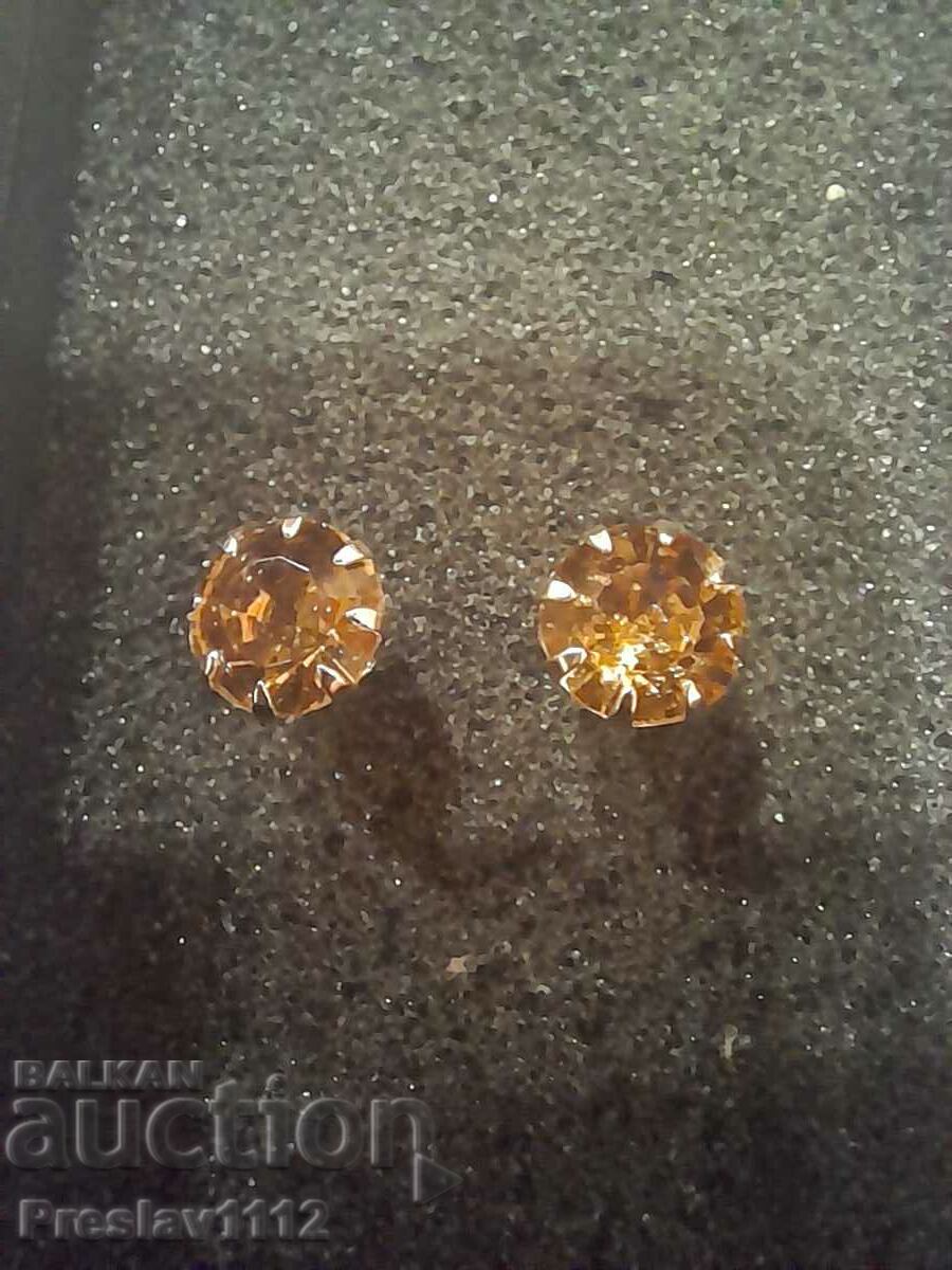 Earrings with natural Citrine