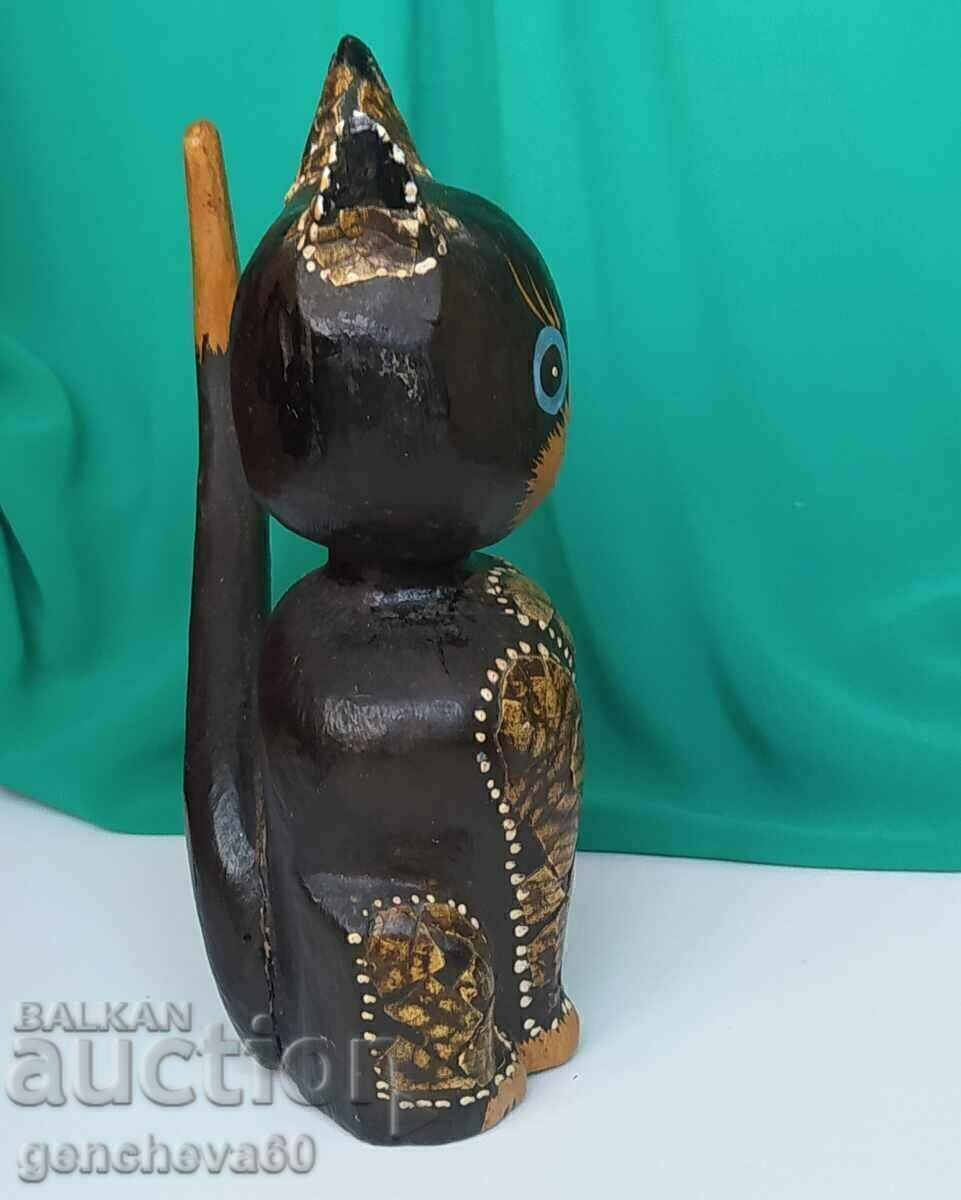 Hand carved vintage wooden kitten figure - 5