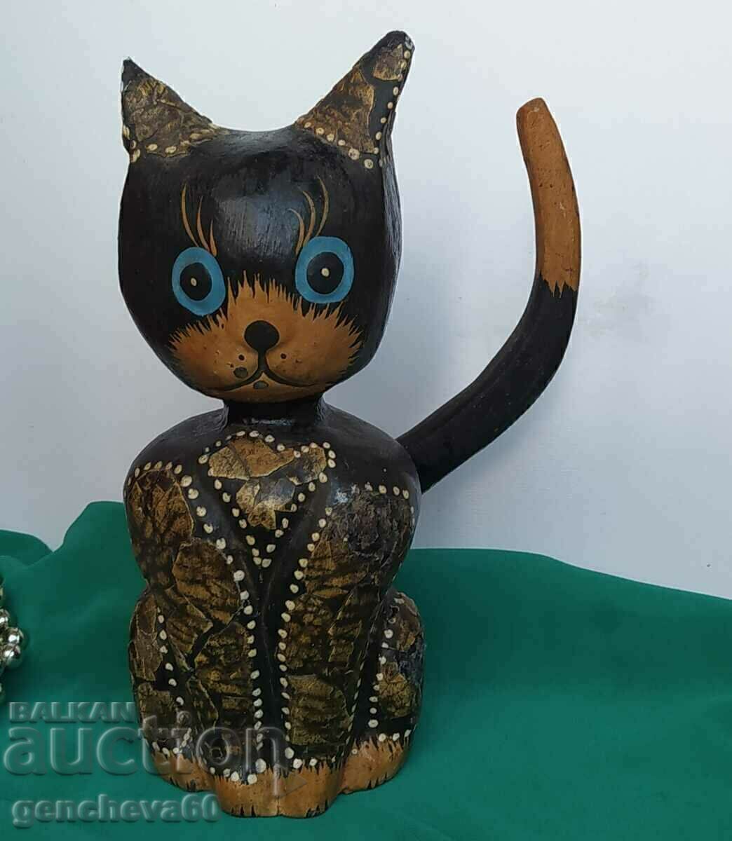 Hand carved vintage wooden kitten figure - 7