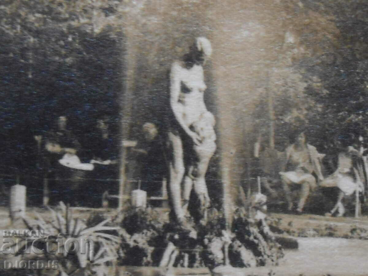 Varshets, Waterfall in the park, old postcard with price 5.00 BGN | € 2.56 Varshets, Waterfall in the park, old postcard with price 5.00 BGN | € 2.56