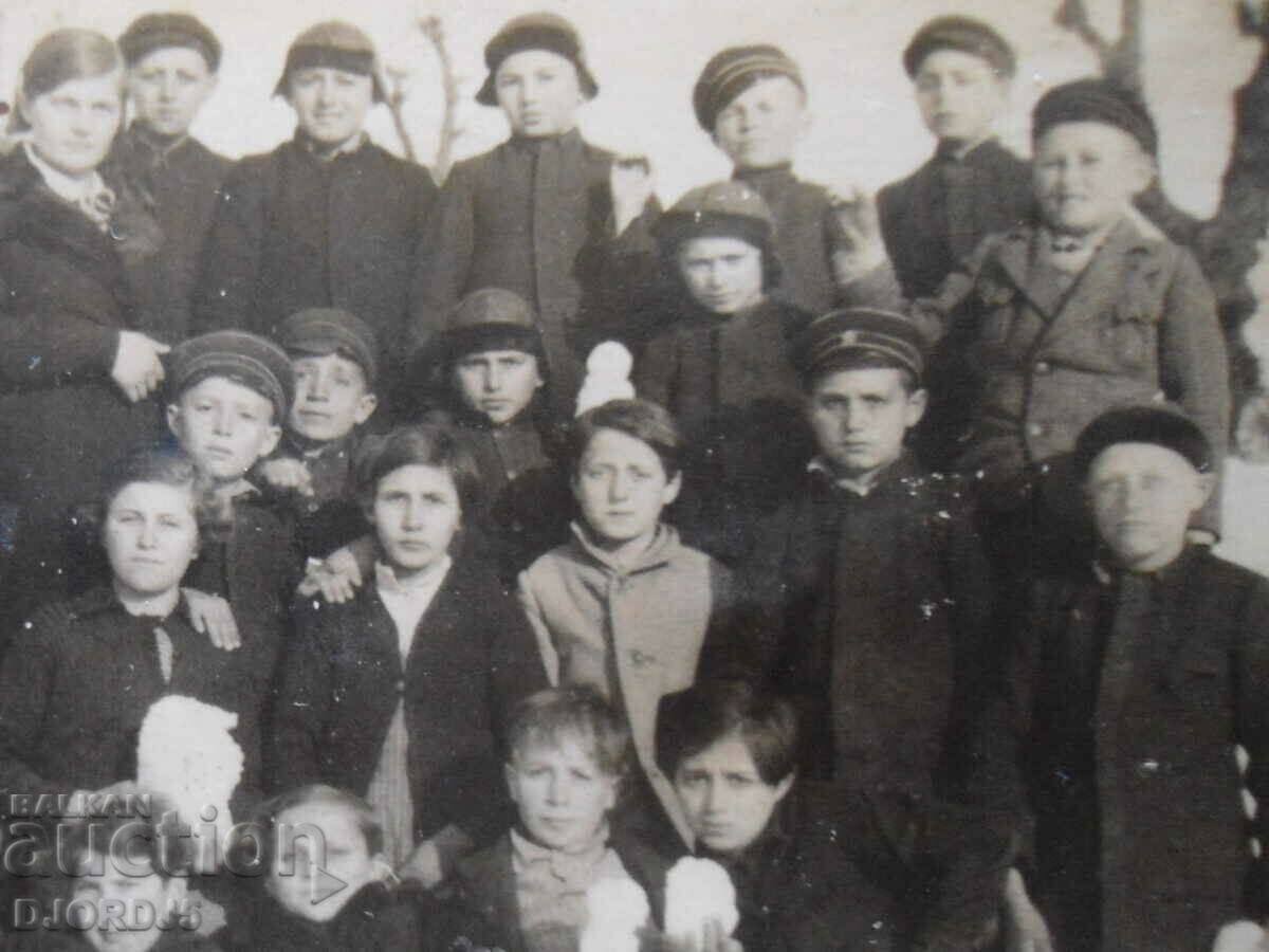 Auction old photo Auction old photo