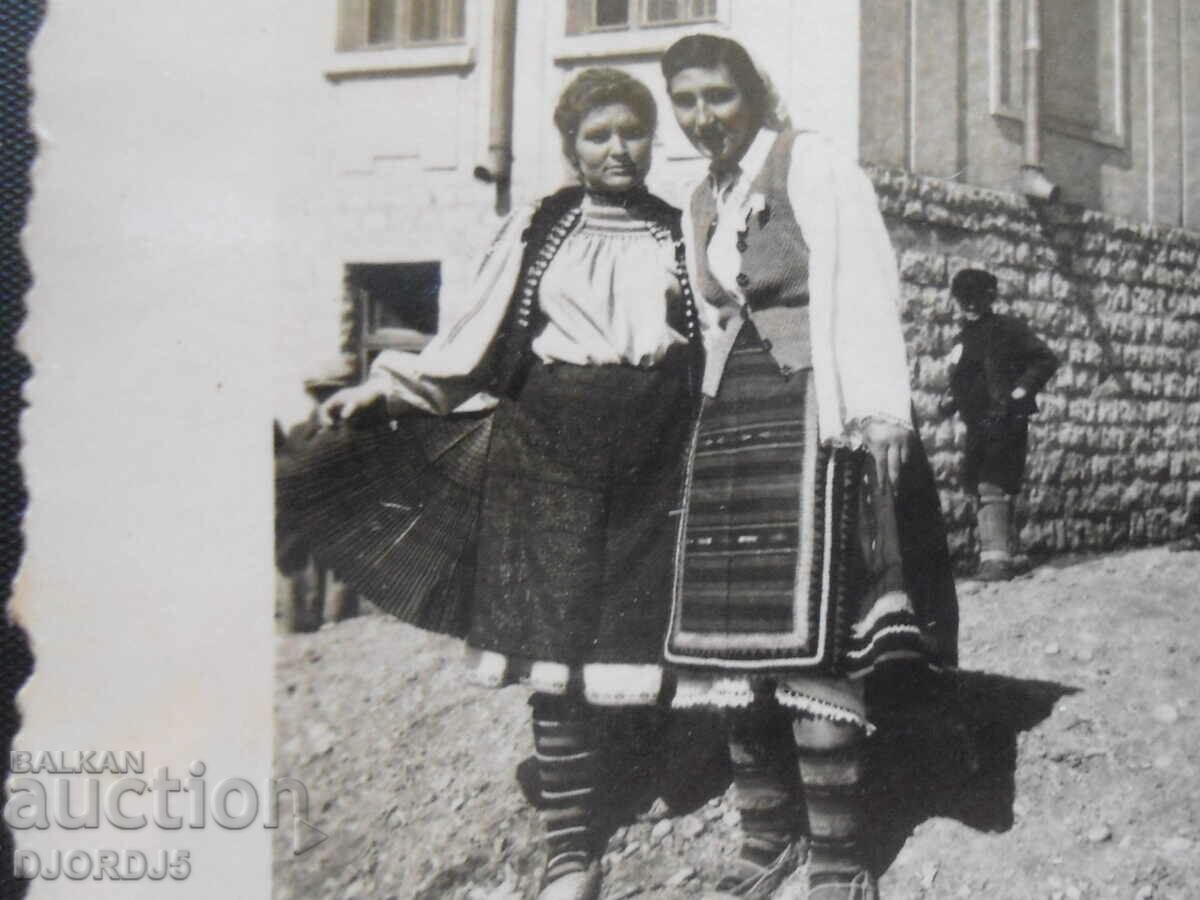 old photo with price 5.00 BGN | € 2.56 old photo with price 5.00 BGN | € 2.56