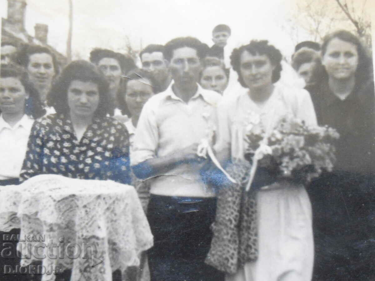 old photo with price 4.00 BGN | € 2.05 old photo with price 4.00 BGN | € 2.05