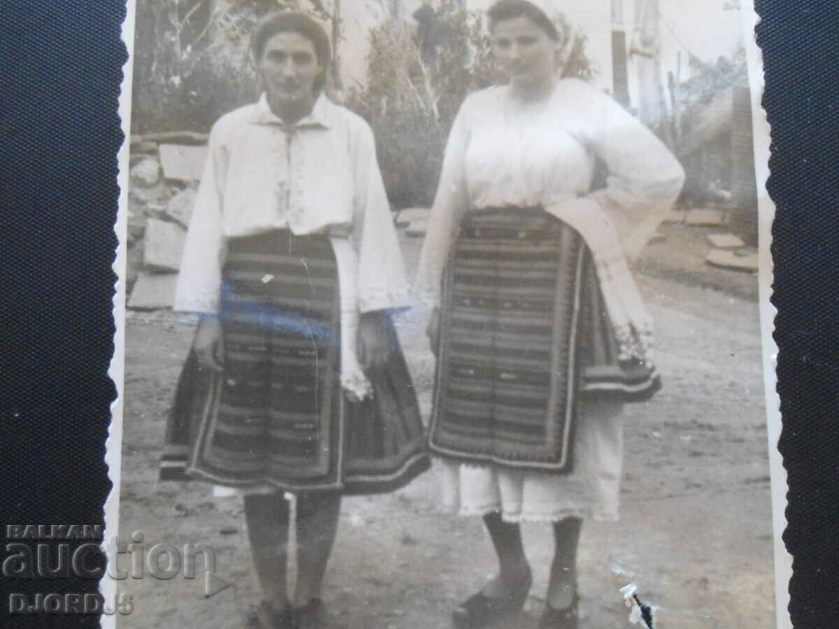 old photo with price 4.00 BGN | € 2.05 old photo with price 4.00 BGN | € 2.05