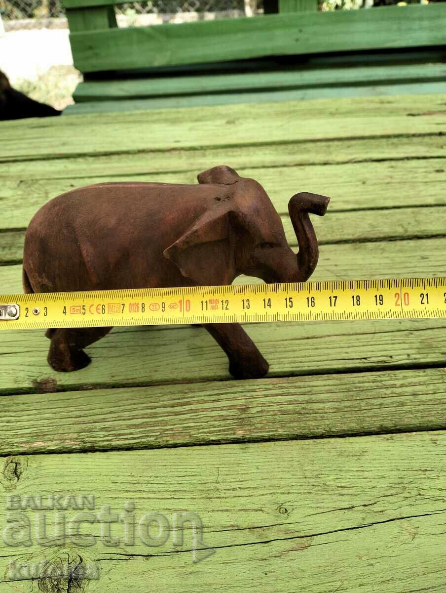 Delivery of A wooden elephant Delivery of A wooden elephant