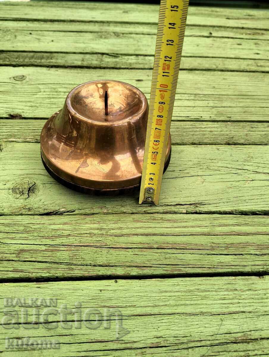 Licitație Sfeșnic de cupru Licitație Sfeșnic de cupru