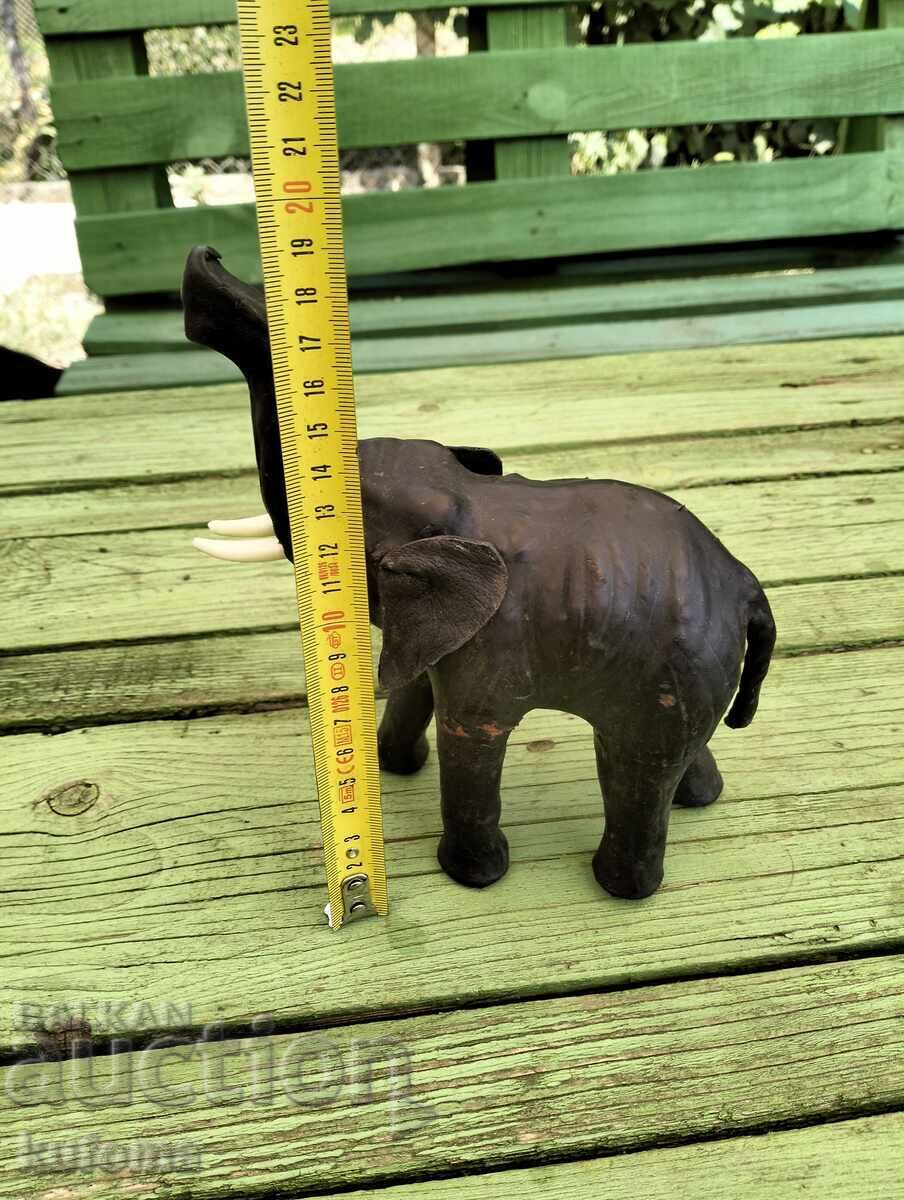 Доставка на Кожен слон