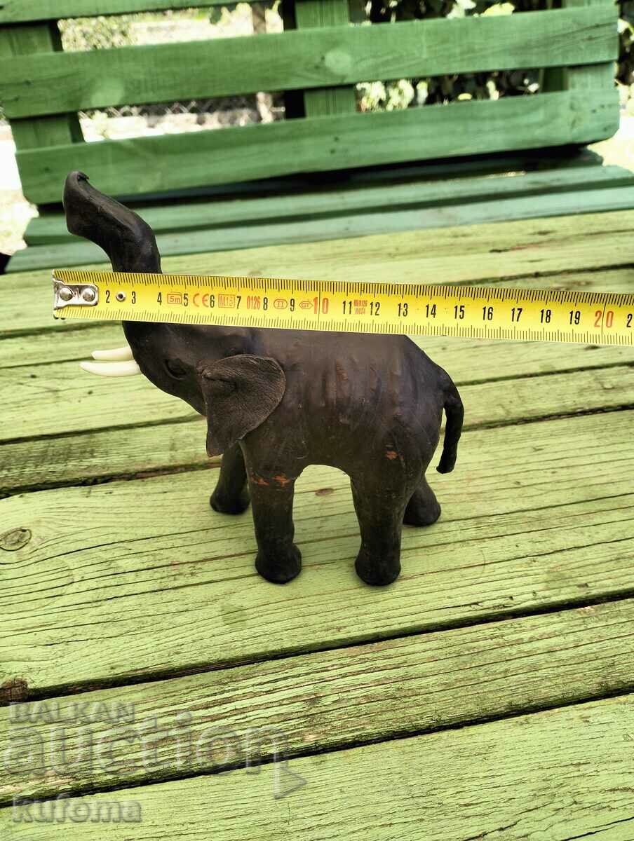 Δερμάτινος ελέφαντας - 5