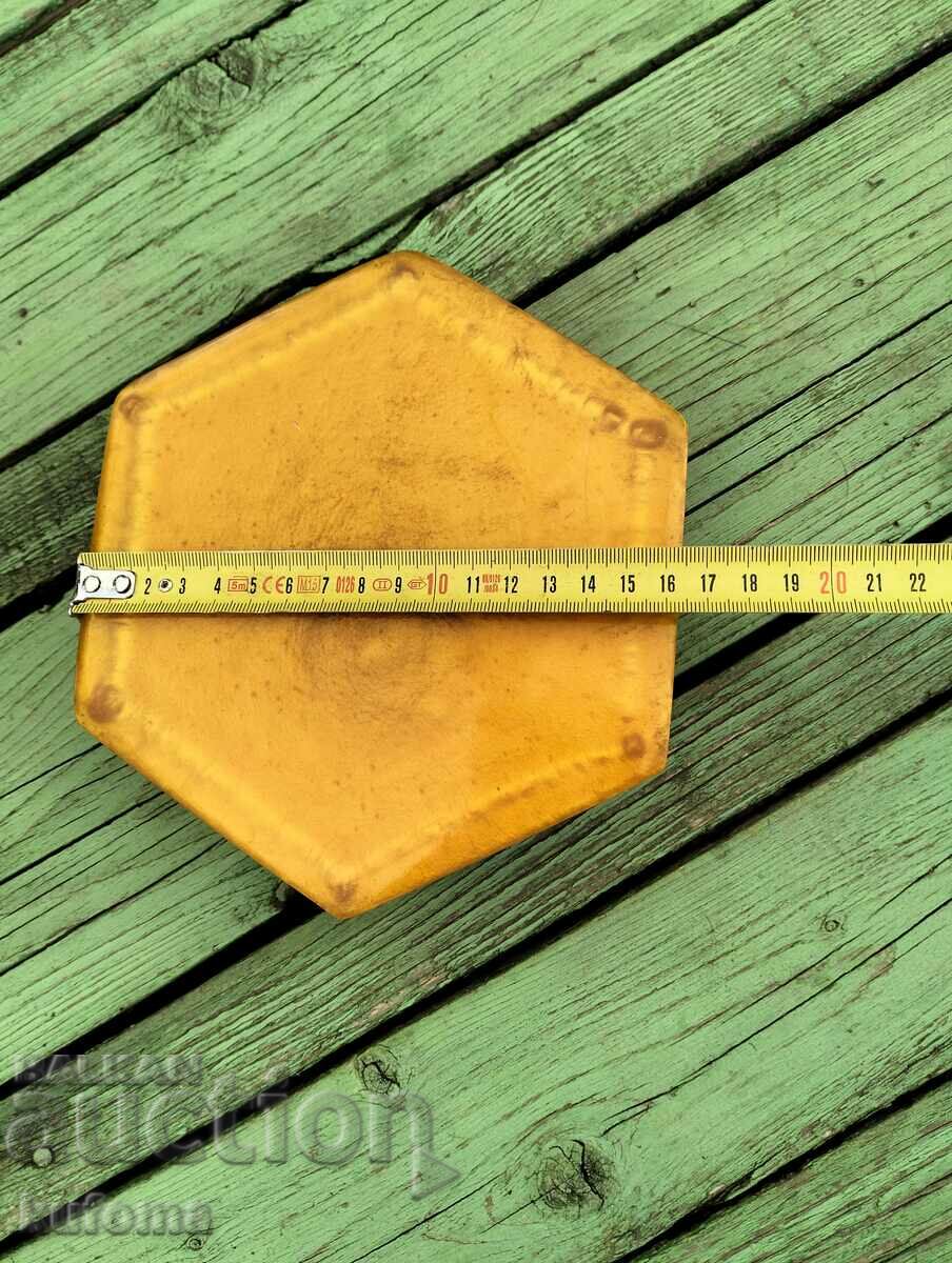 Catalin jewelry box - 6 Catalin jewelry box - 6