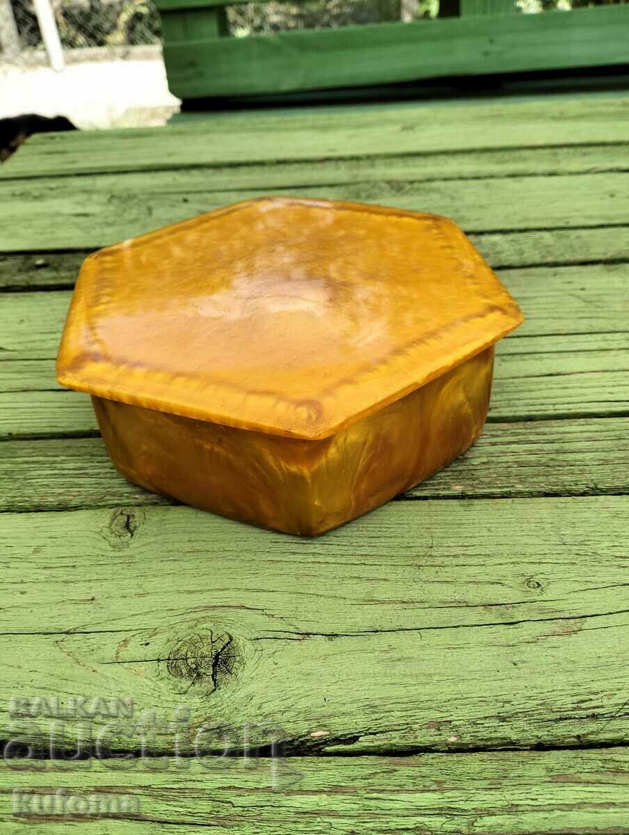 Cutie de bijuterii Catalin Cutie de bijuterii Catalin