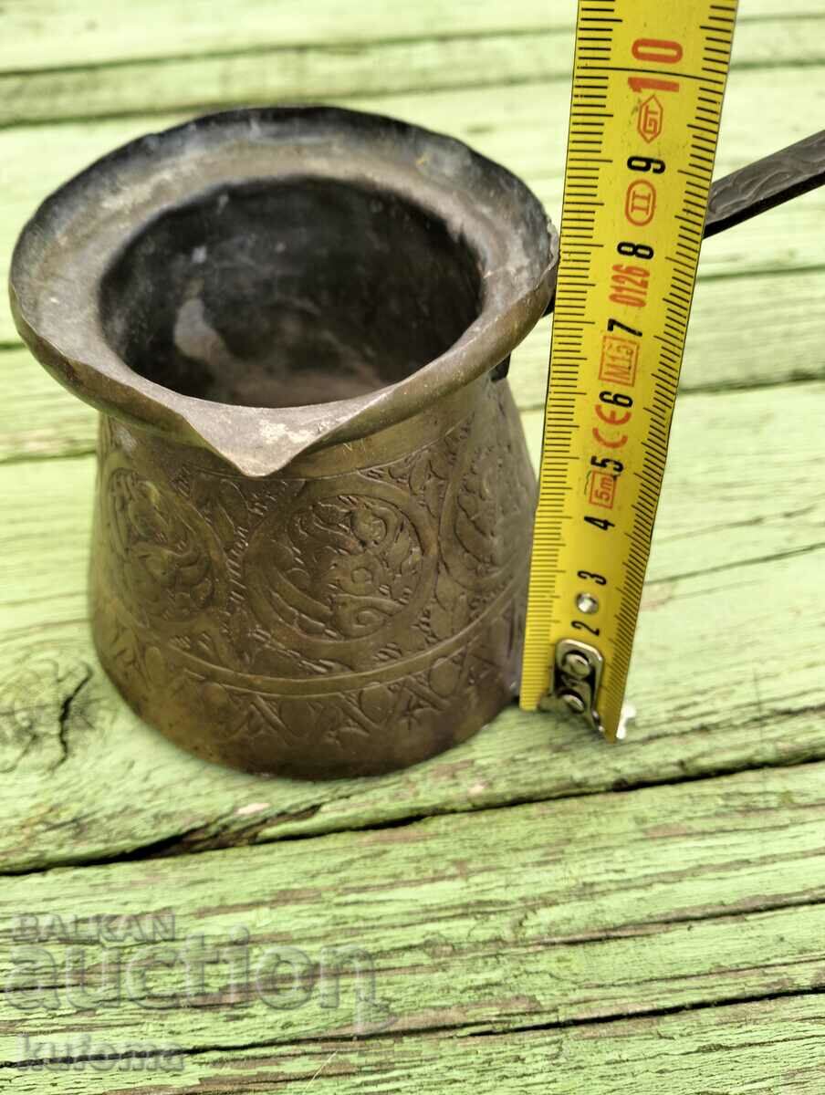 Delivery of Copper cauldron