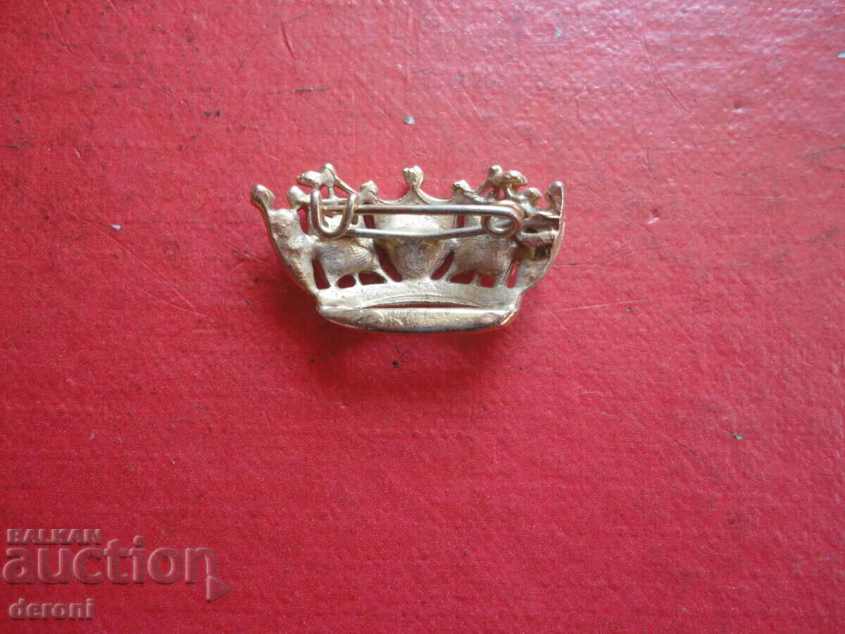 Delivery of Great gilded crown mark Delivery of Great gilded crown mark