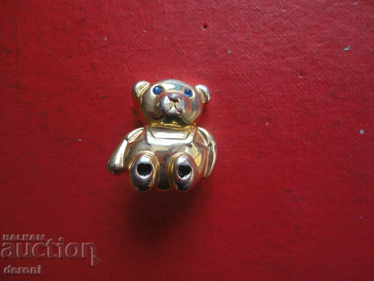 Gold-plated brooch with stones bear 72 with price 10.00 BGN | € 5.11 Gold-plated brooch with stones bear 72 with price 10.00 BGN | € 5.11