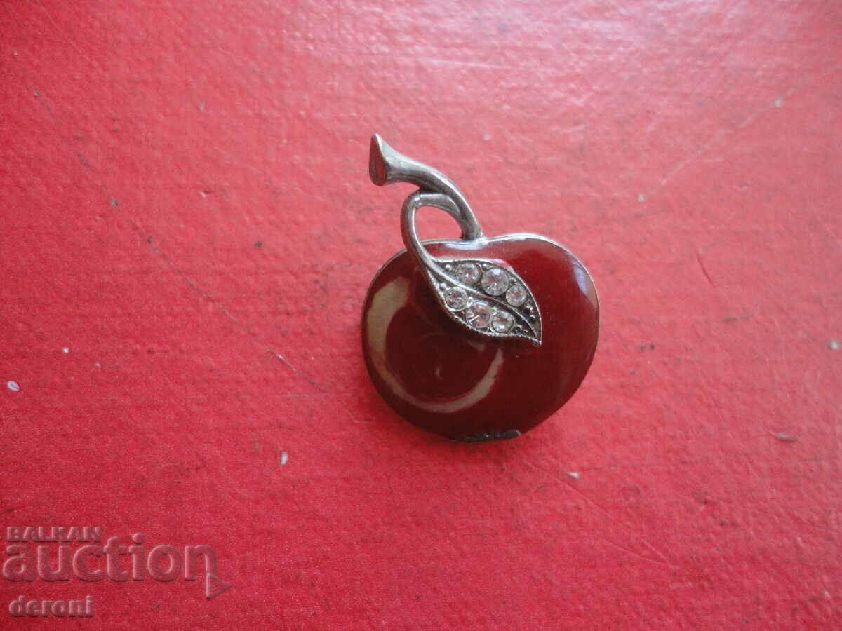 A great brooch with stones and enamel 74 - 5 A great brooch with stones and enamel 74 - 5