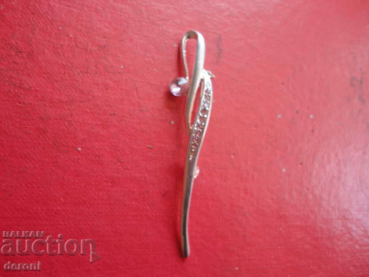 Auction  Great brooch with 78 stones