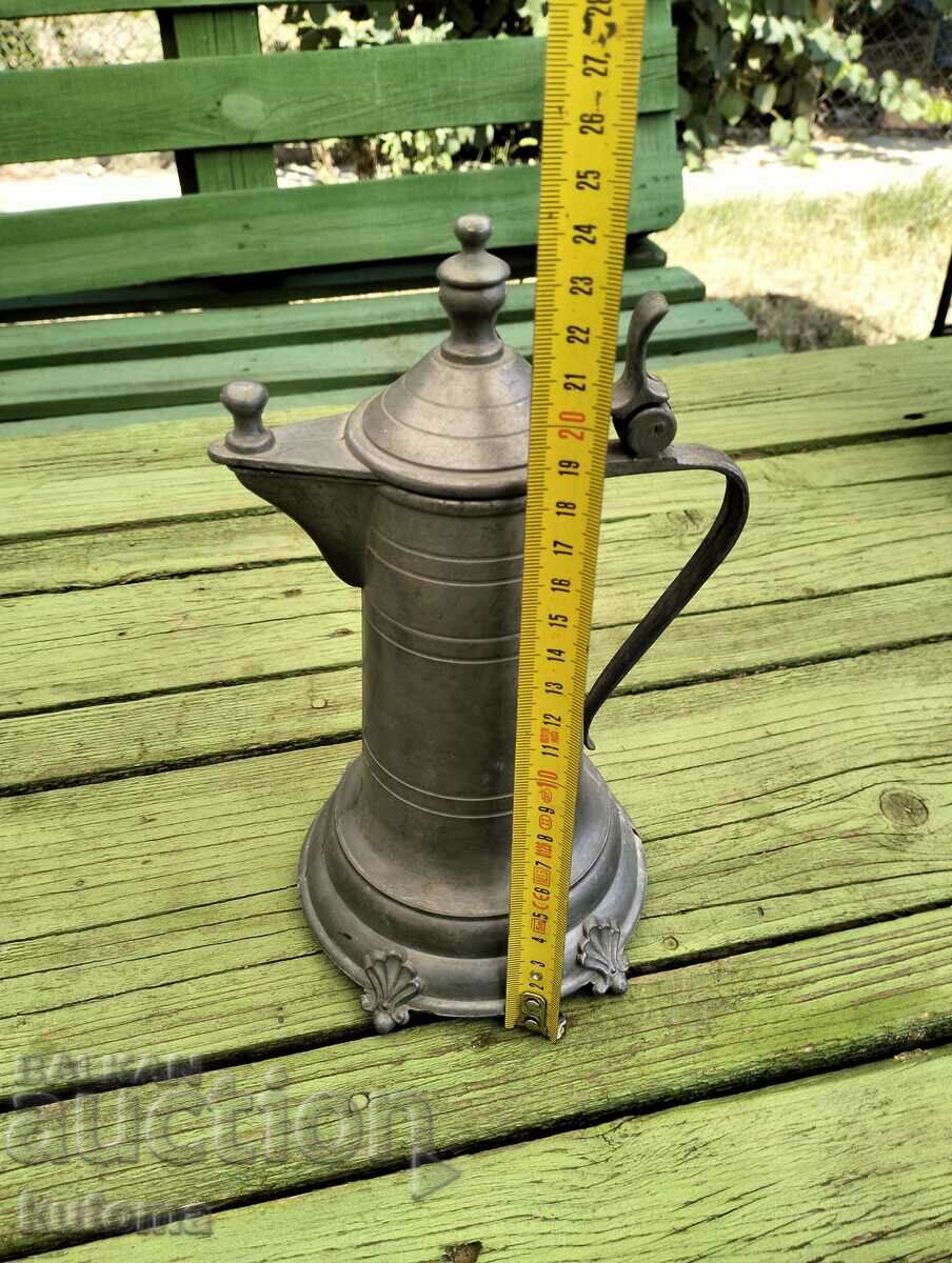 Δημοπρασία Τσιγκένια κανάτα Δημοπρασία Τσιγκένια κανάτα