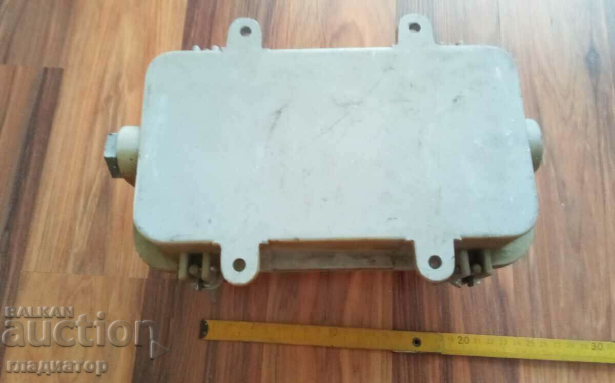 Δημοπρασία Ανθεκτικό παλιό εξοπλισμό οροφής πλοίου φανό πλοίου Δημοπρασία Ανθεκτικό παλιό εξοπλισμό οροφής πλοίου φανό πλοίου