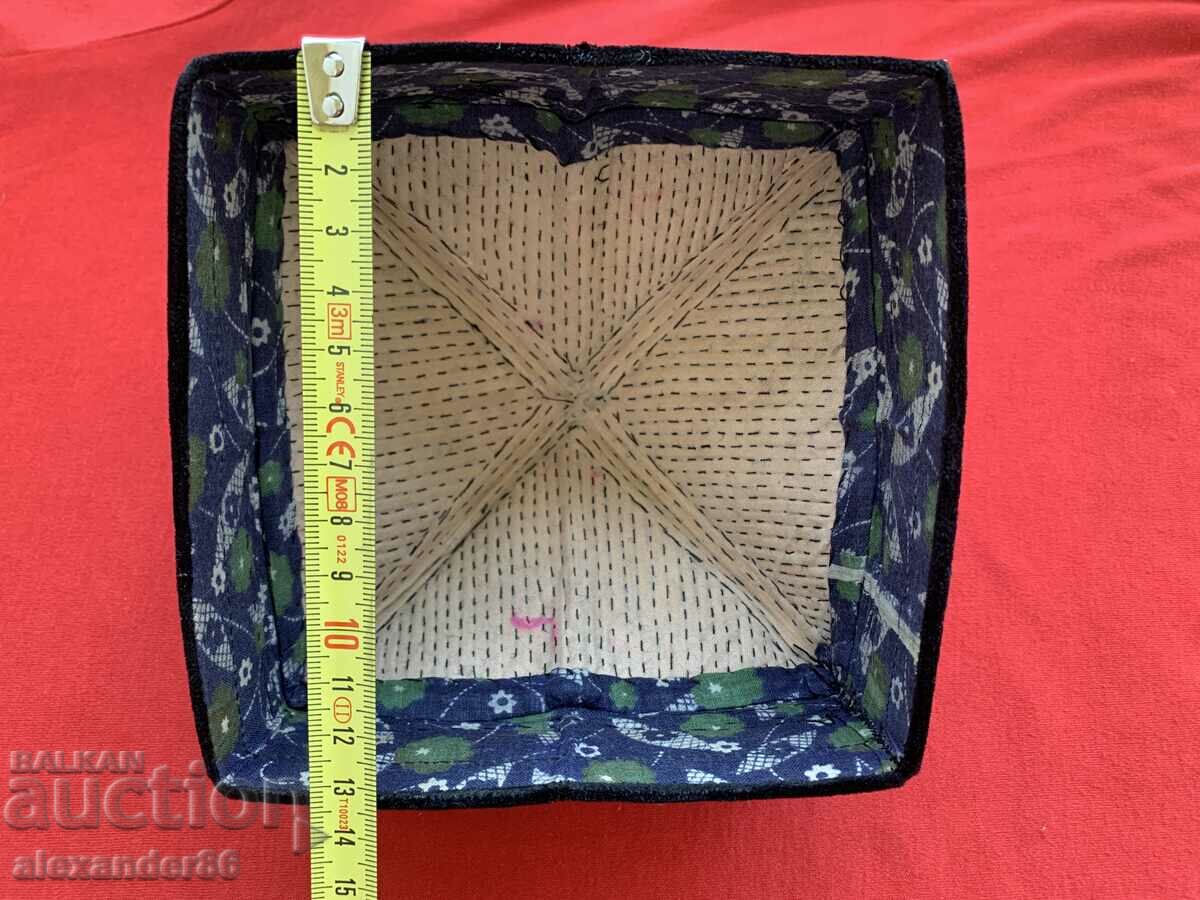 Auction  Stara Tyubeteyka-1