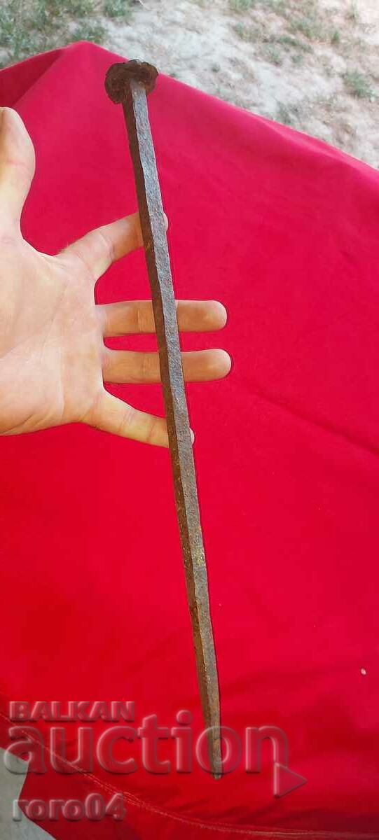 HUGE OLD HAND FORGED NAIL - XXL SIZE - 7 HUGE OLD HAND FORGED NAIL - XXL SIZE - 7