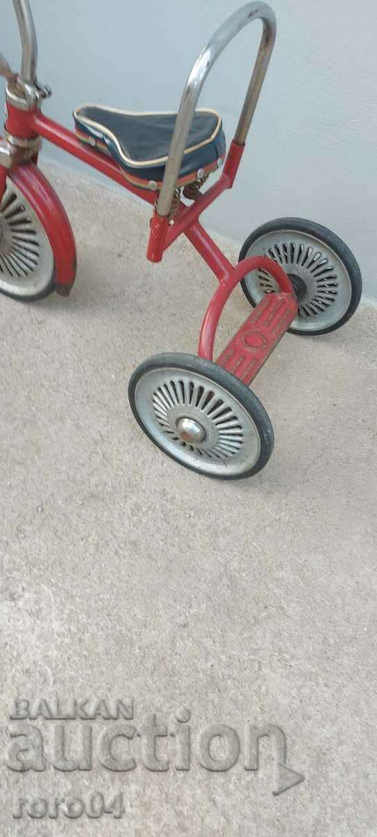 CHILDREN'S SOC. BICYCLE - TRIKE - 6