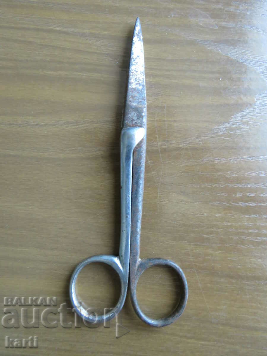 AN OLD MEDICAL INSTRUMENT with price 7.99 BGN | € 4.09 AN OLD MEDICAL INSTRUMENT with price 7.99 BGN | € 4.09