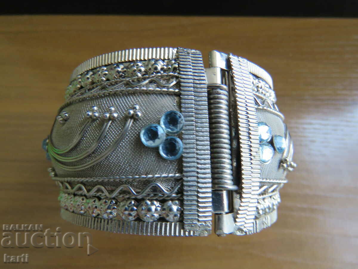 Παράδοση ΠΑΛΙΟ ΒΡΑΧΙΟΛΙ