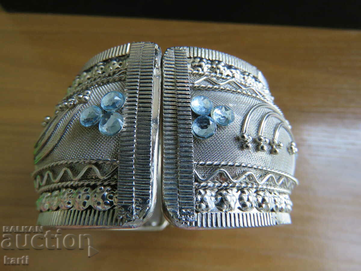 ΠΑΛΙΟ ΒΡΑΧΙΟΛΙ - 5