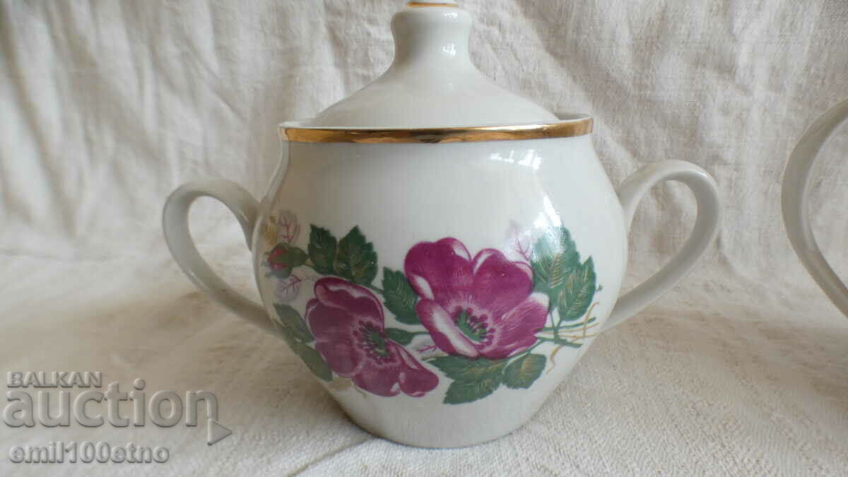 Auction Set of sugar bowl and teapot, old USSR porcelain Auction Set of sugar bowl and teapot, old USSR porcelain