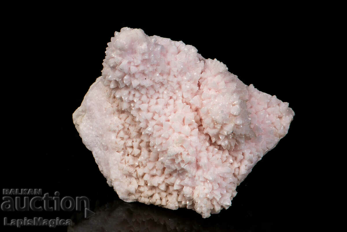 Pink Manganocalcite druse from Bulgaria 90.9g